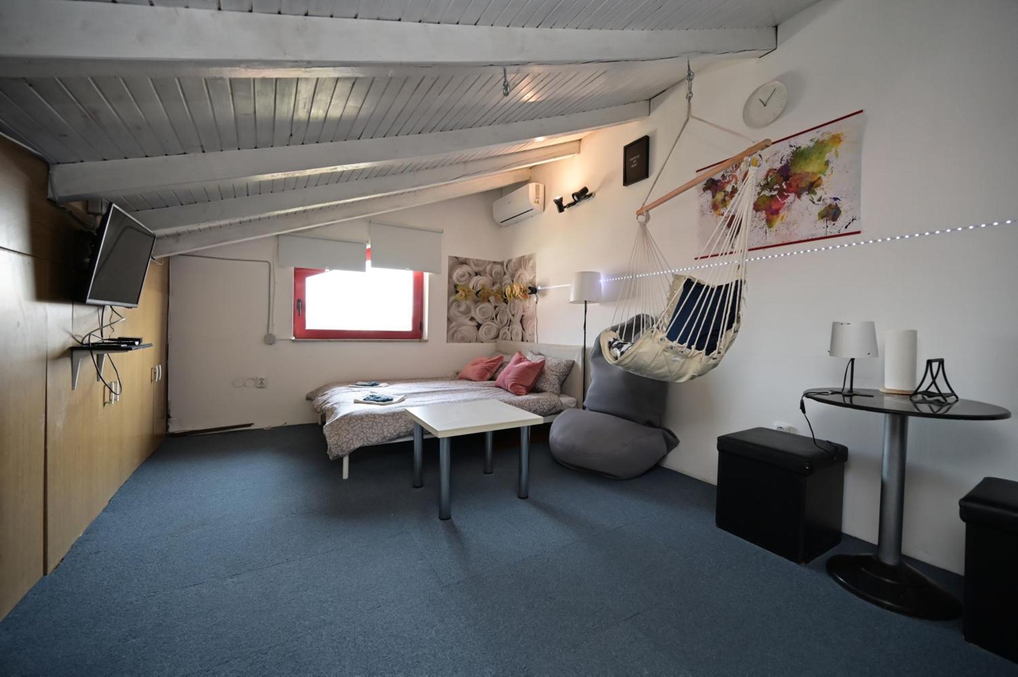 Ofoo Zagreb Apartman Szoba fotó